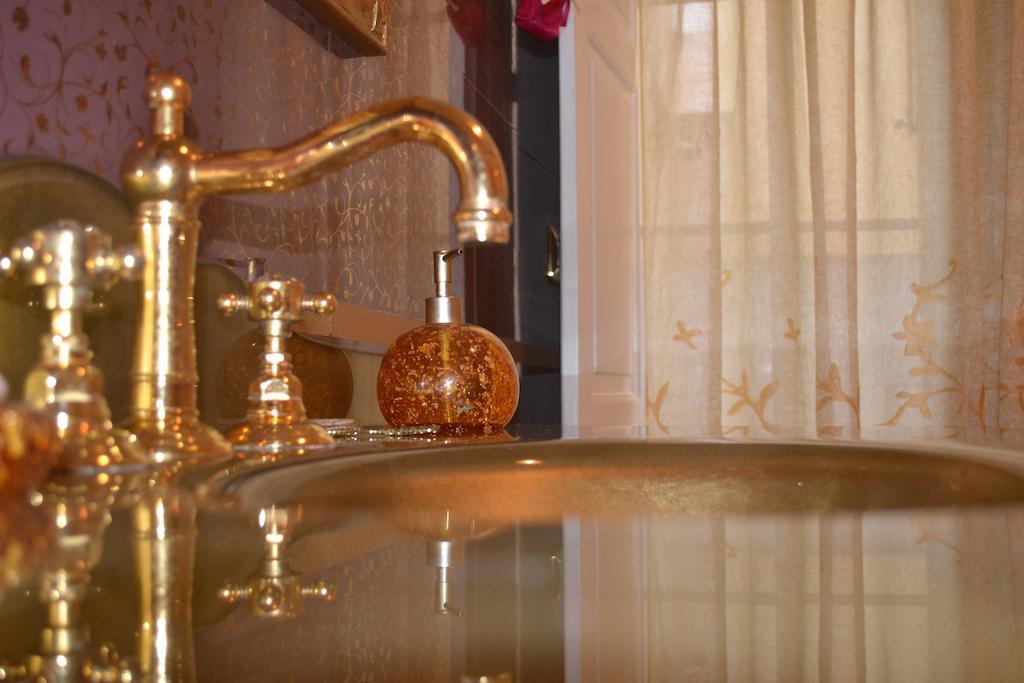 Vintage Home Monopoli Room photo